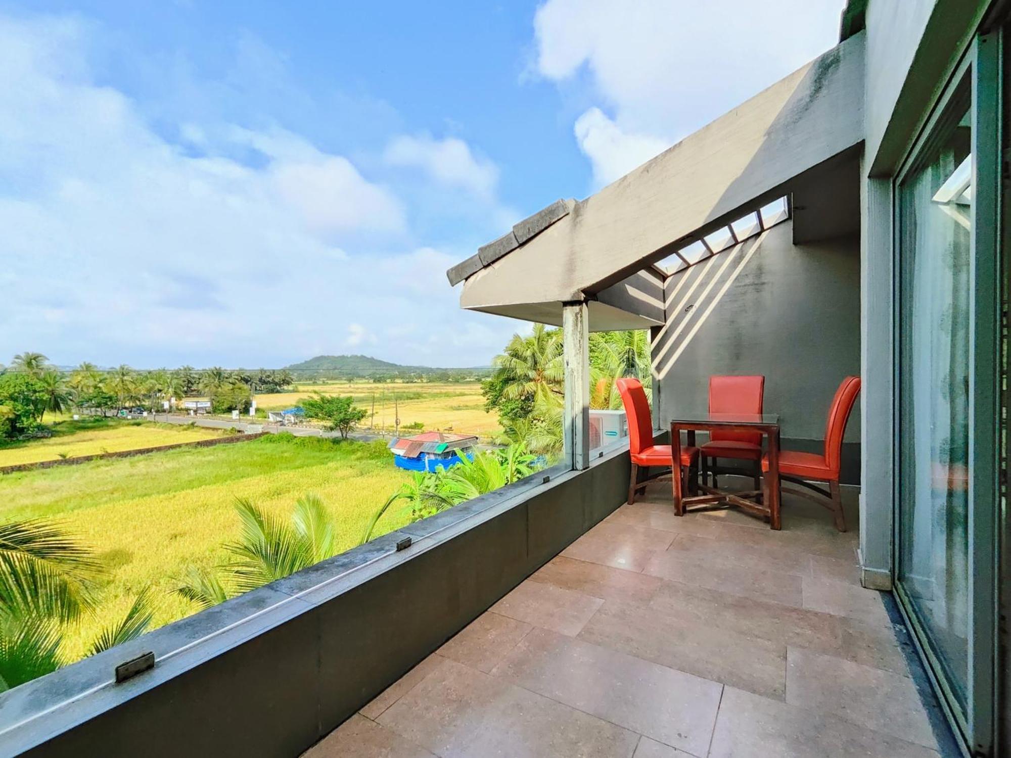 August Villas, Saligao -Private Pool Villas Bagian luar foto